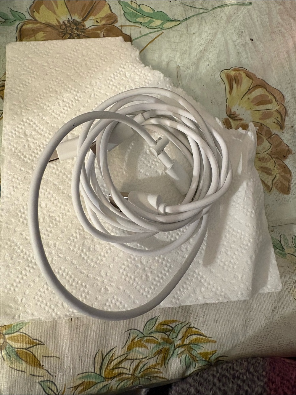 White Charging Cable for Electronics C cable